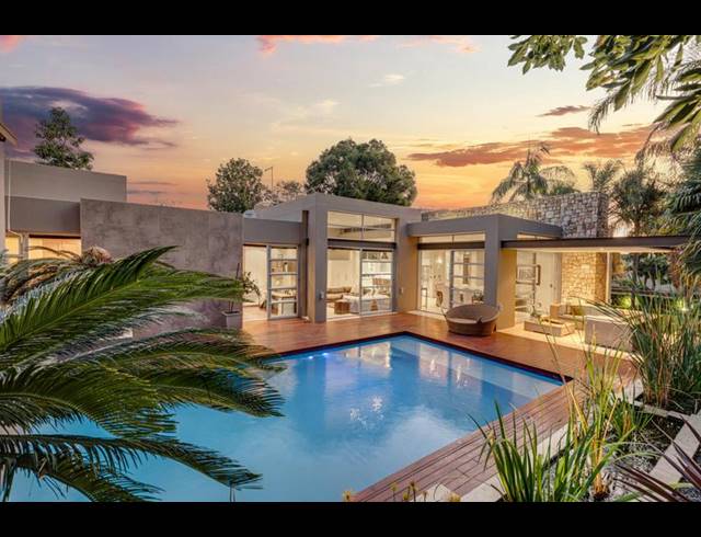 4 BEDROOM HOUSE FOR SALE IN FOURWAYS GARDENS